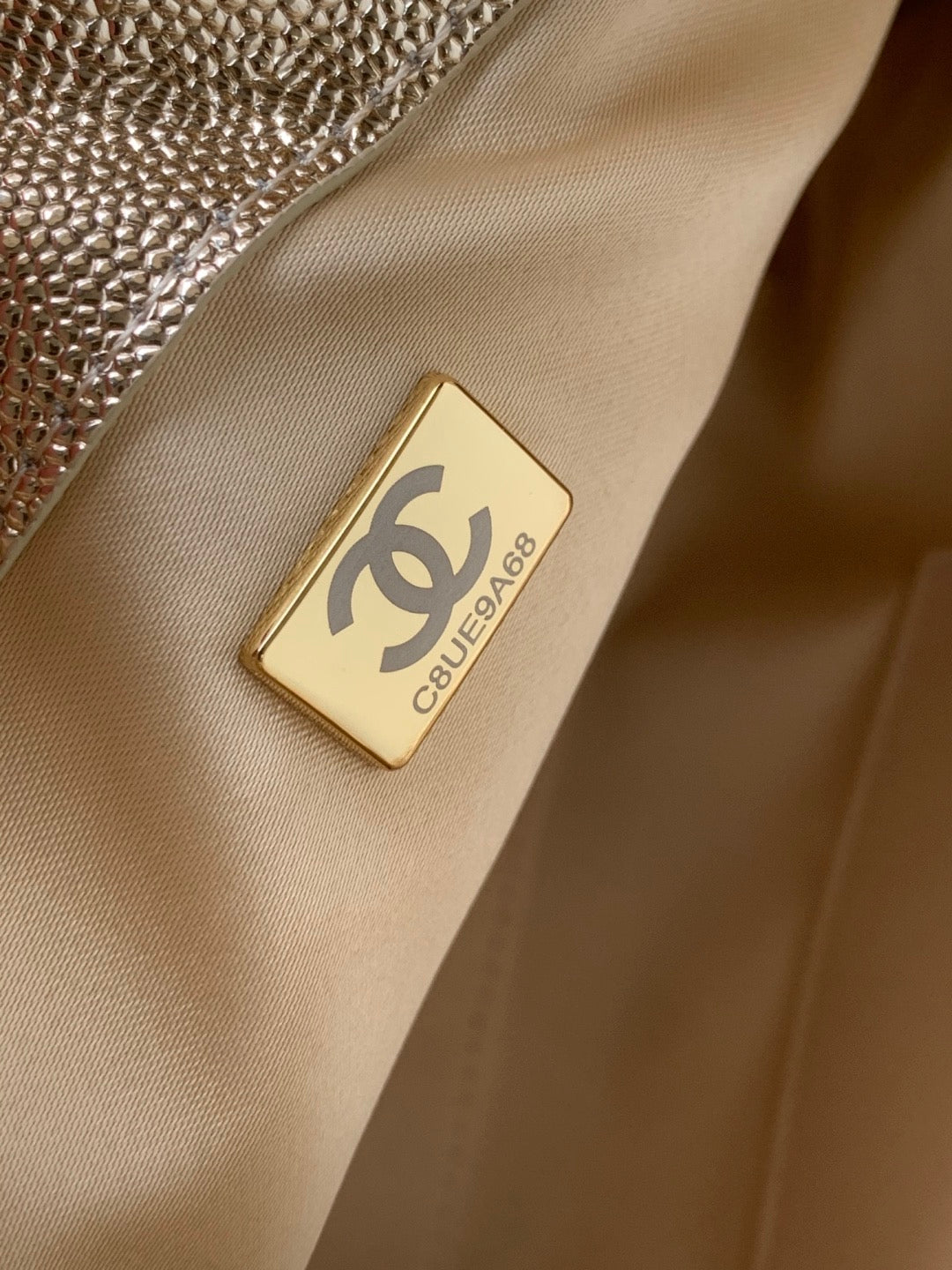 CC 25 Hobo Bag 26cm Gold Metallic Grained Calfskin