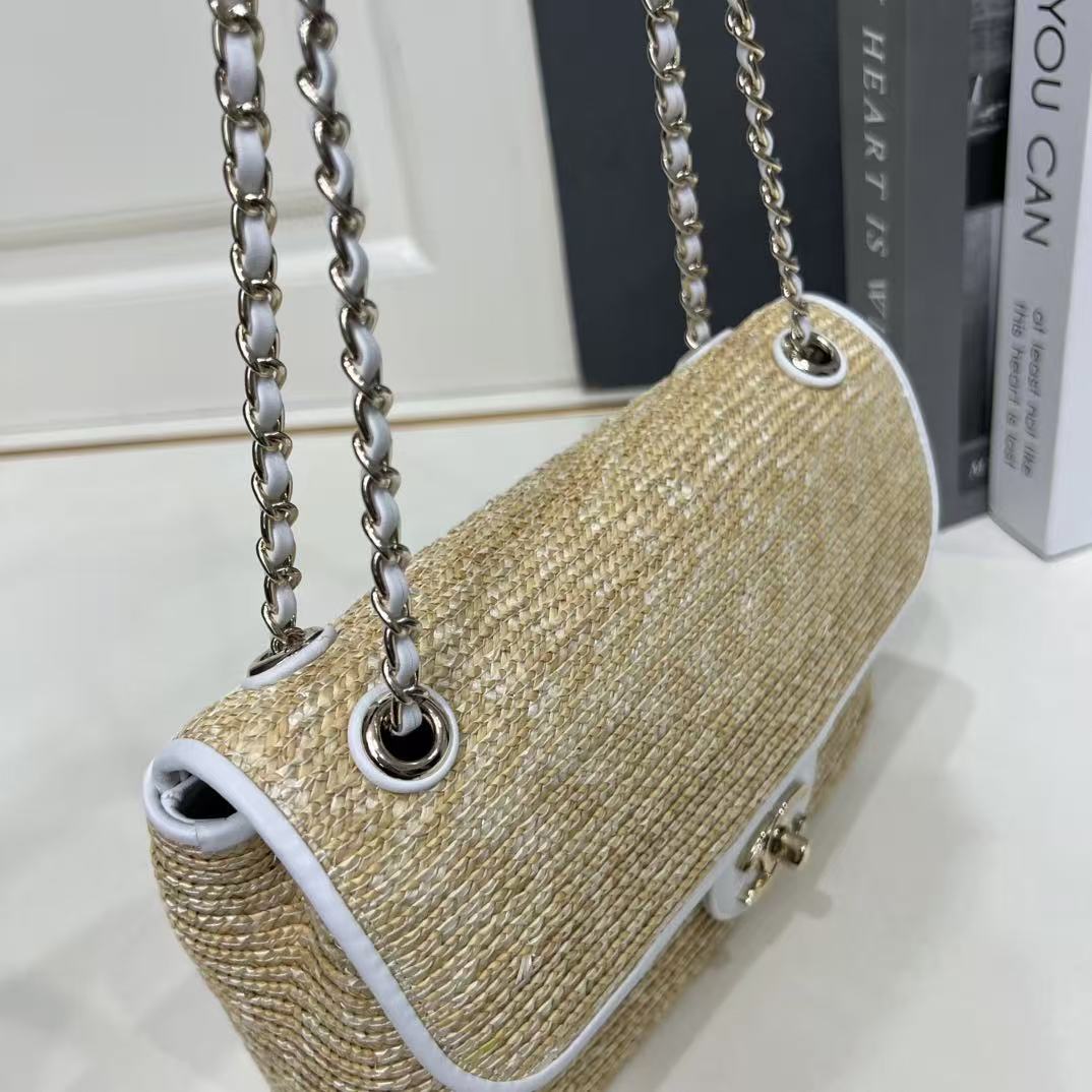 CC Small Flap Bag 23cm Beige Gold Hardware in Raffia
