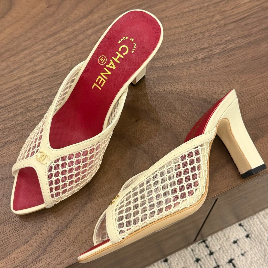 Chanel 2026 Mule White Red Mesh Sheepskin