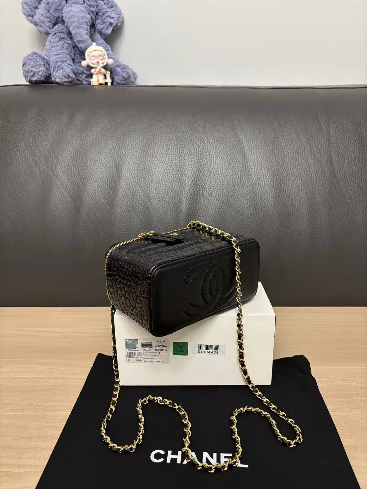 CC 26s Top Handle Vanity Case Black Calfskin Crocodile Embossed