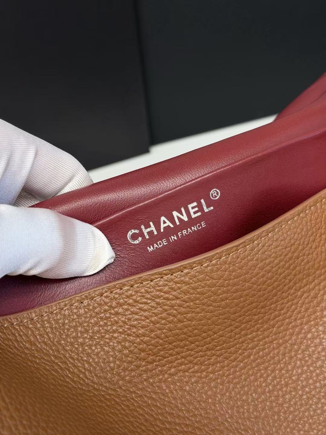 Chanel 2026 Maxi Flap Bag 38.5cm Camel Brown Grained Calfskin
