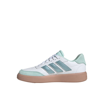 Courtblock Lace Up Sneakers (Big Kid)