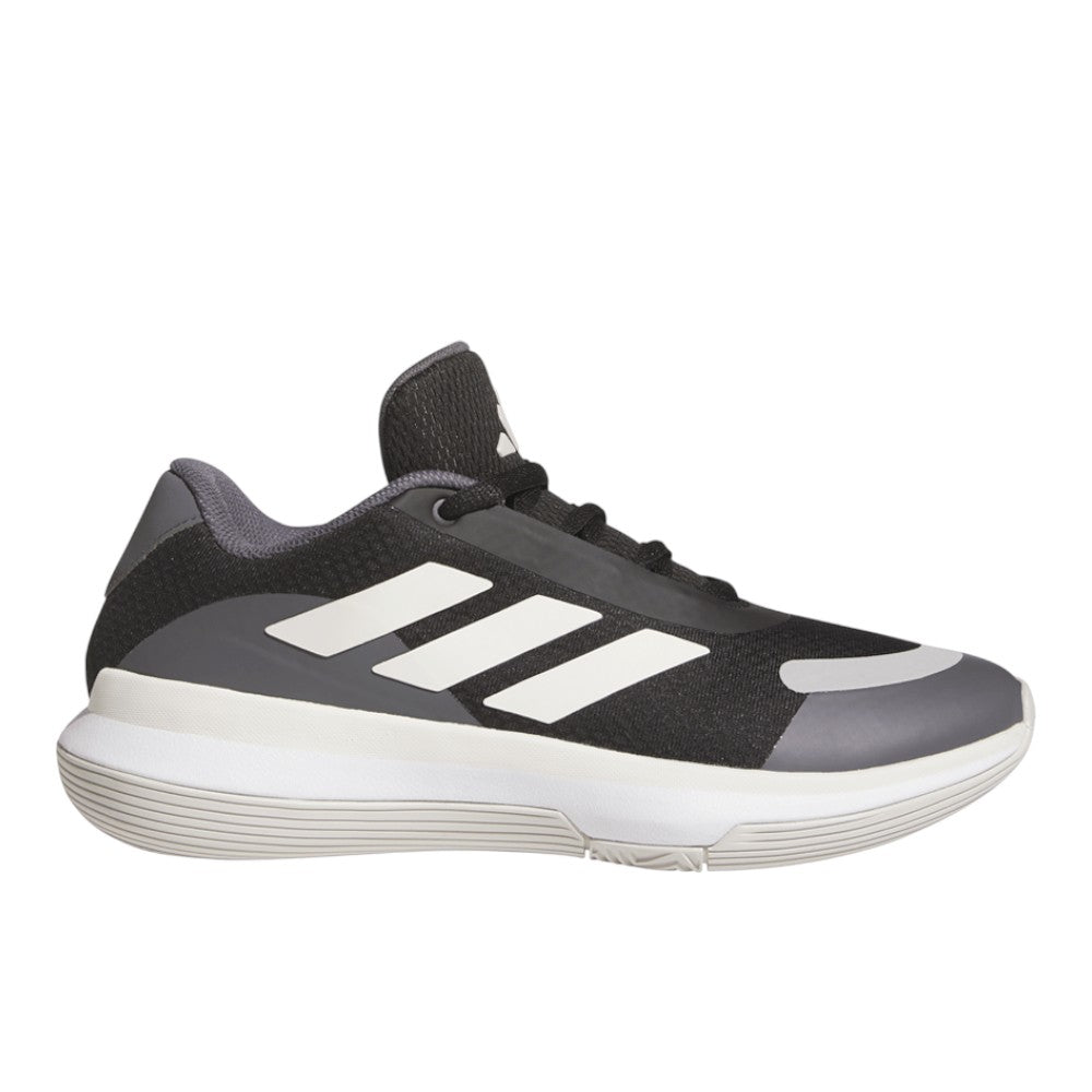 Legends Low Basketball Shoes