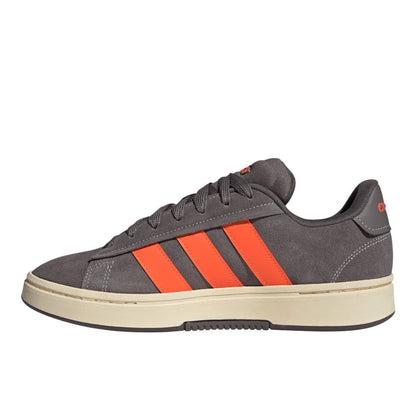 Grand Court Alpha 00s Lace Up Sneakers