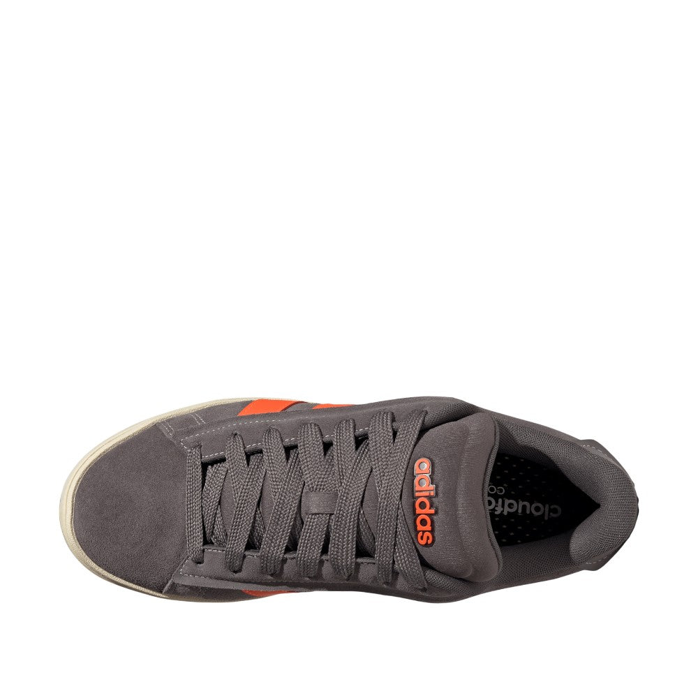 Grand Court Alpha 00s Lace Up Sneakers