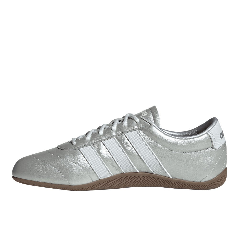 Grand Court Lo Lace Up Sneakers
