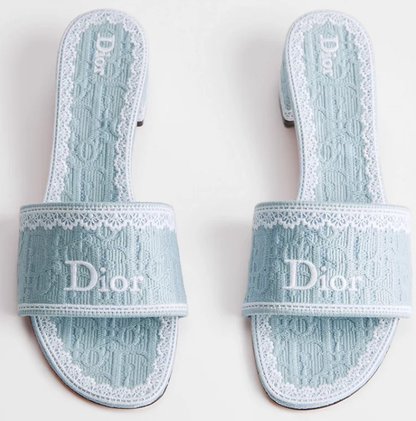Dior2026 Dentelle Heeled Slide Sky Blue Dior Oblique Embroidered Cotton and White Lace