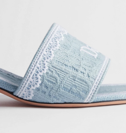 Dior2026 Dentelle Heeled Slide Sky Blue Dior Oblique Embroidered Cotton and White Lace