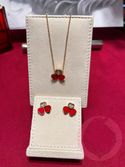 HAPPY WING CARNELIAN NECKLACE 1 DIAMOND
