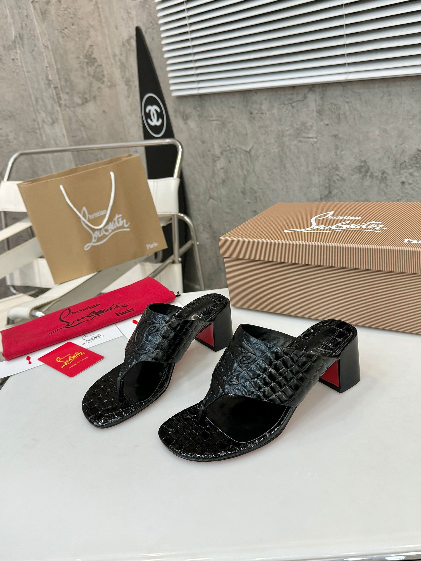 Christian Louboutin 2026 Tongamule Sandals 70mm Croc-Embossed Leather 780399