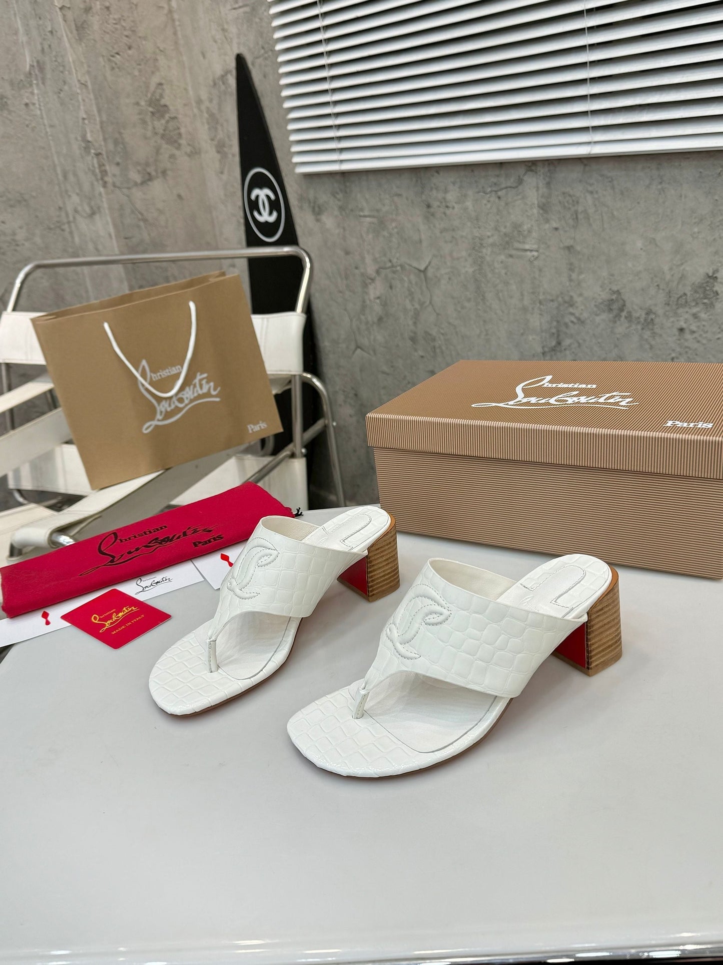 Christian Louboutin 2026 Tongamule Sandals 70mm Croc-Embossed Leather 780399