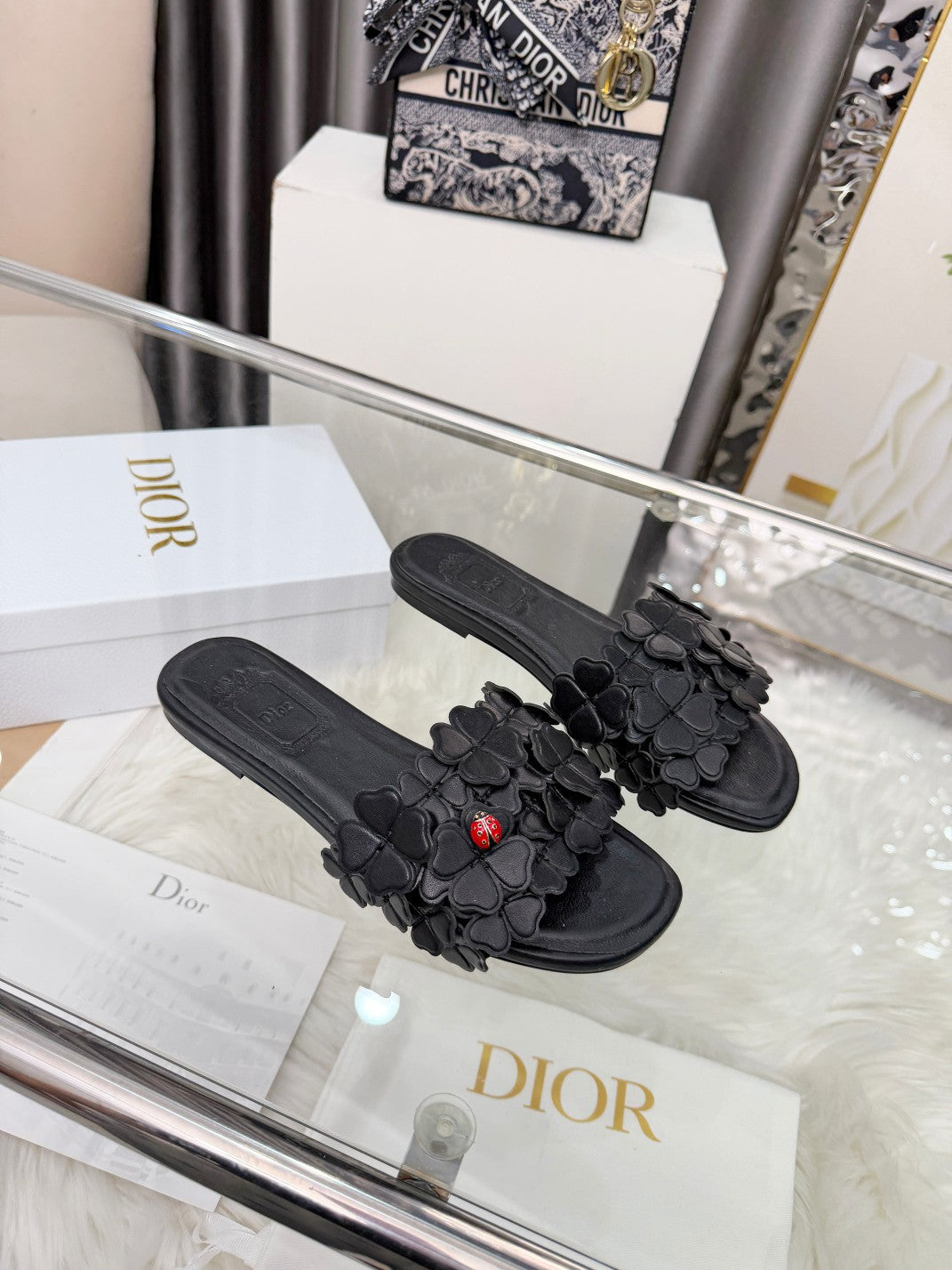CD 26s Floral Flat Slippers Genuine Leather