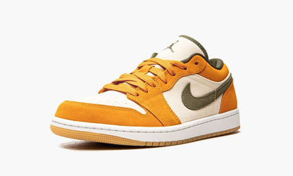 Air Jordan 1 Low SE Light Curry Sneakers - Limited Edition