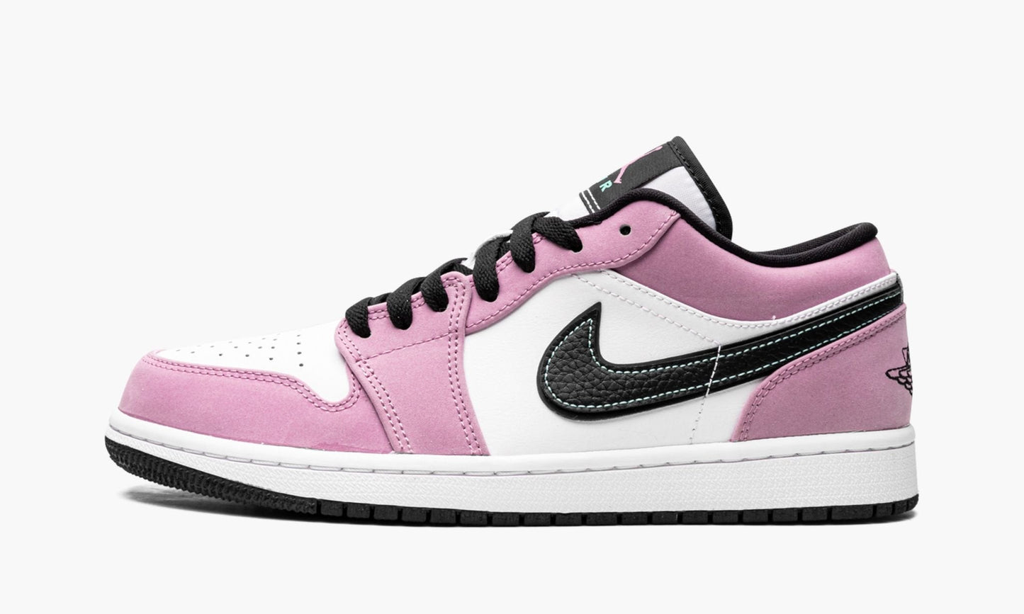 Air Jordan 1 Low SE Violet Shock Sneakers - Archive Edition