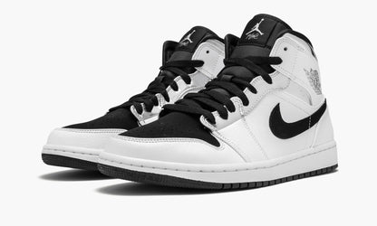Air Jordan 1 Mid Alternate Think 16 Sneakers - Authentic