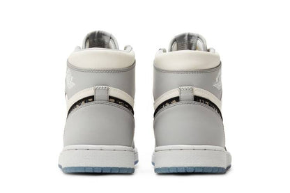 Air Jordan 1 Retro High CN8607 Sneakers - Cushioned Stride