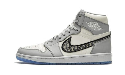Air Jordan 1 Retro High CN8607 Sneakers - Cushioned Stride