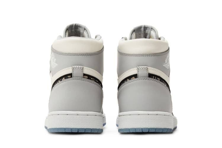 Air Jordan 1 Retro High CN8607 Sneakers - Legend Status