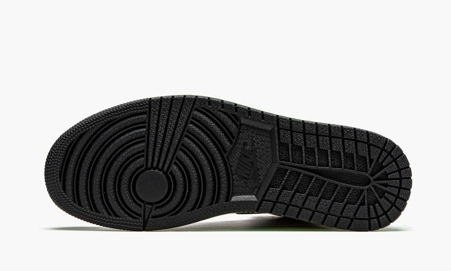 Air Jordan 1 Retro High OG Bio Hack Sneakers - Performance Runner