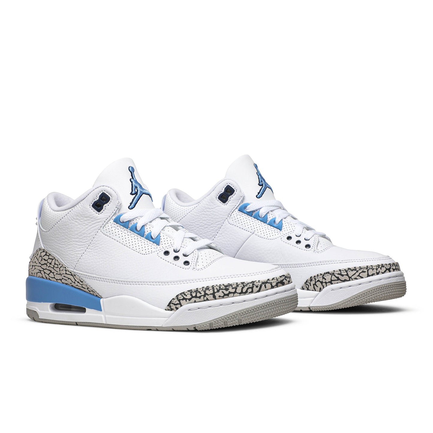 Air Jordan 3 Retro ‘UNC’ CT8532-104 Sneakers - OG Colorway