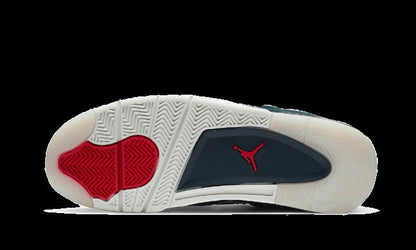 Air Jordan 4 Retro SE Deep Ocean Sneakers - Retro Classic