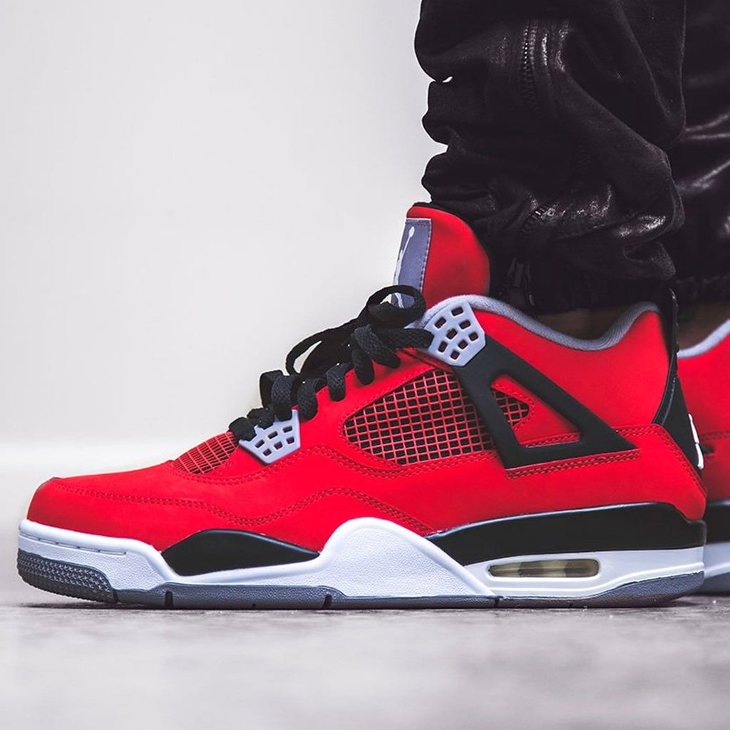 Air Jordan 4 Retro Toro Bravo PS Sneakers - Streetwear Essential