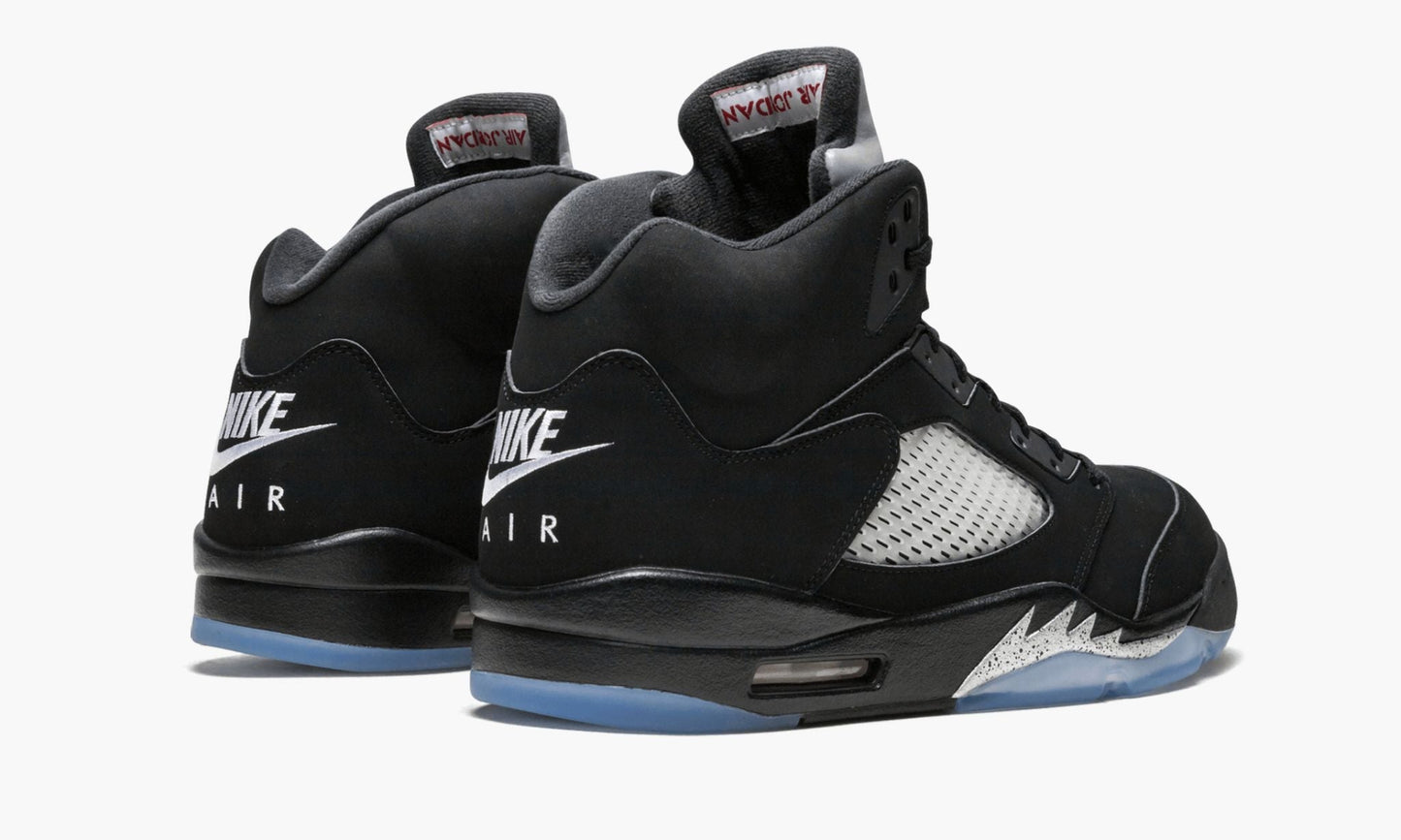 Air Jordan 5 Retro OG Black / Metallic Sneakers - Archive Edition