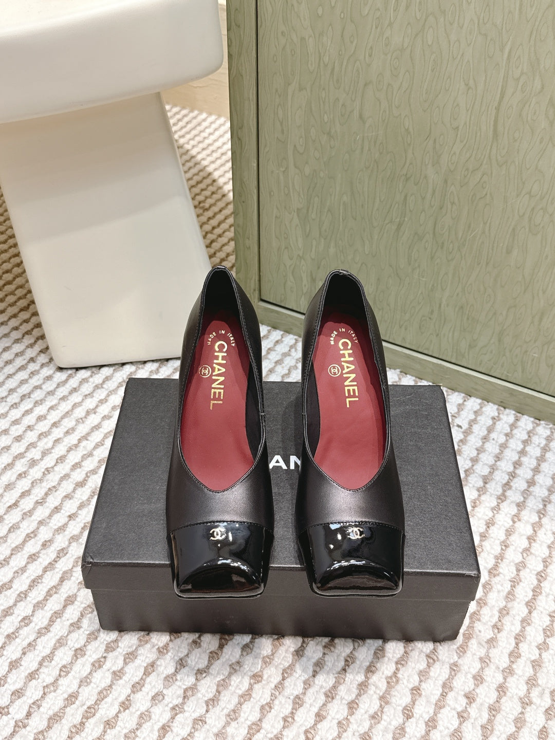 CC 26s Pump 90 Patent Leather Sheepskin