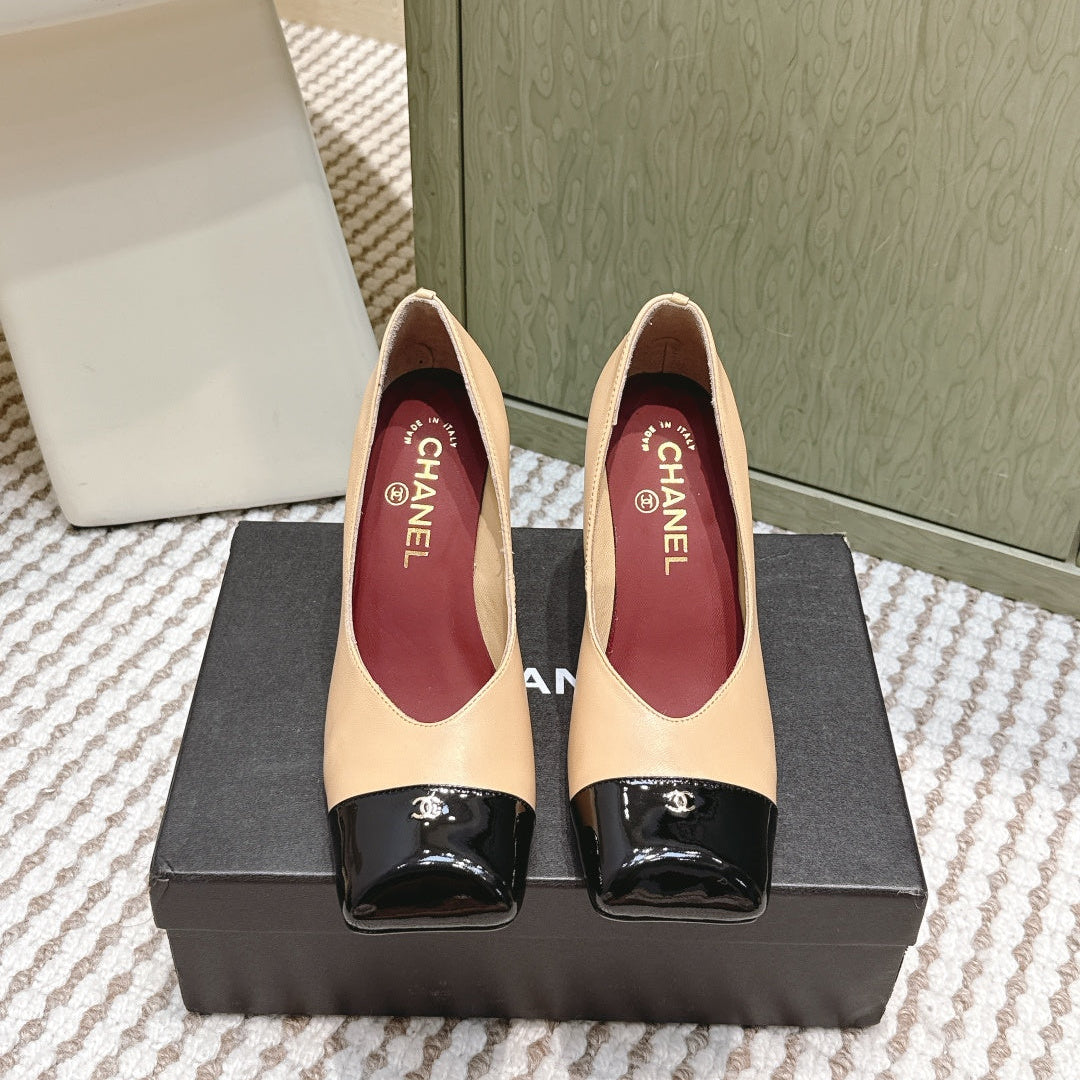CC 26s Pump 90 Patent Leather Sheepskin