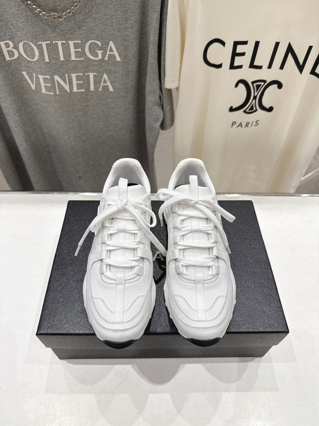 Chanel 2026 Sneaker Cowhide Suede 713010