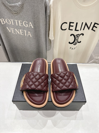 Chanel 2026 Flat Sandal Sheepskin 713024