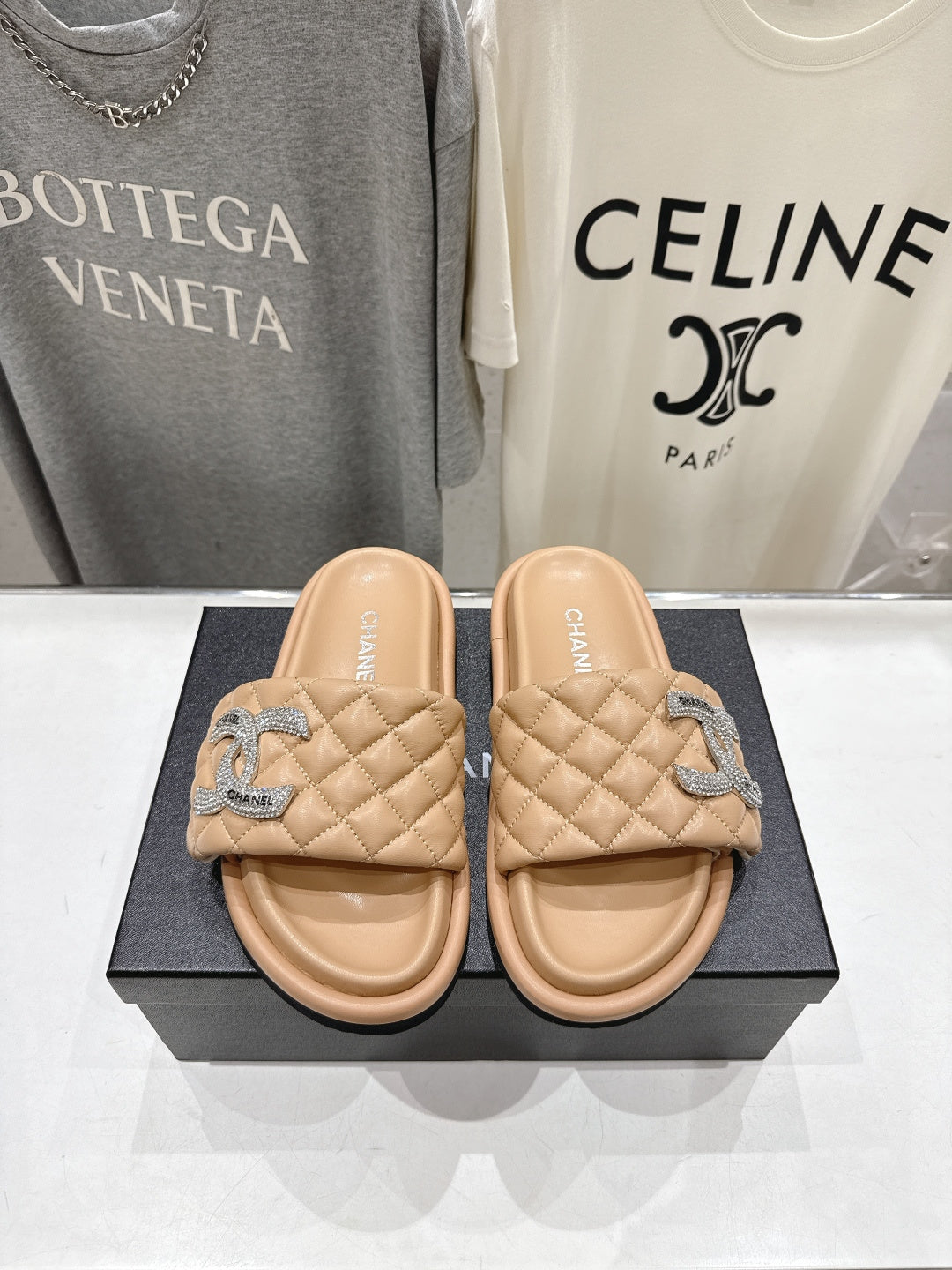 Chanel 2026 Logo Flat Sandal Sheepskin 713015