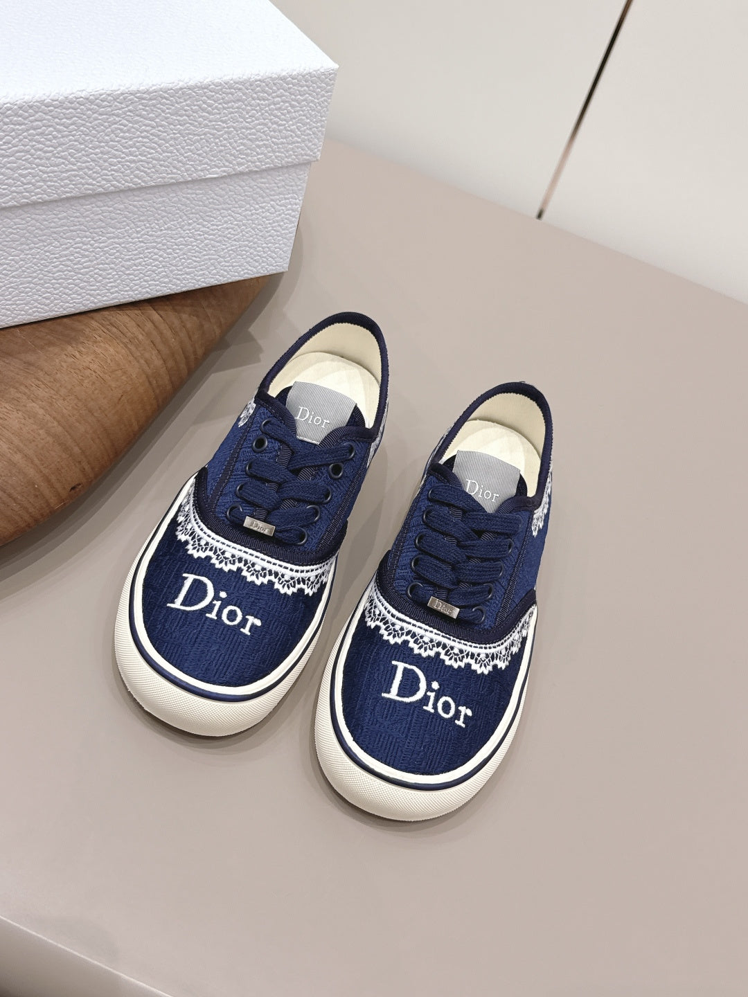 CD 26A Platform Sneakers Embroidery Woven Fabric 739417