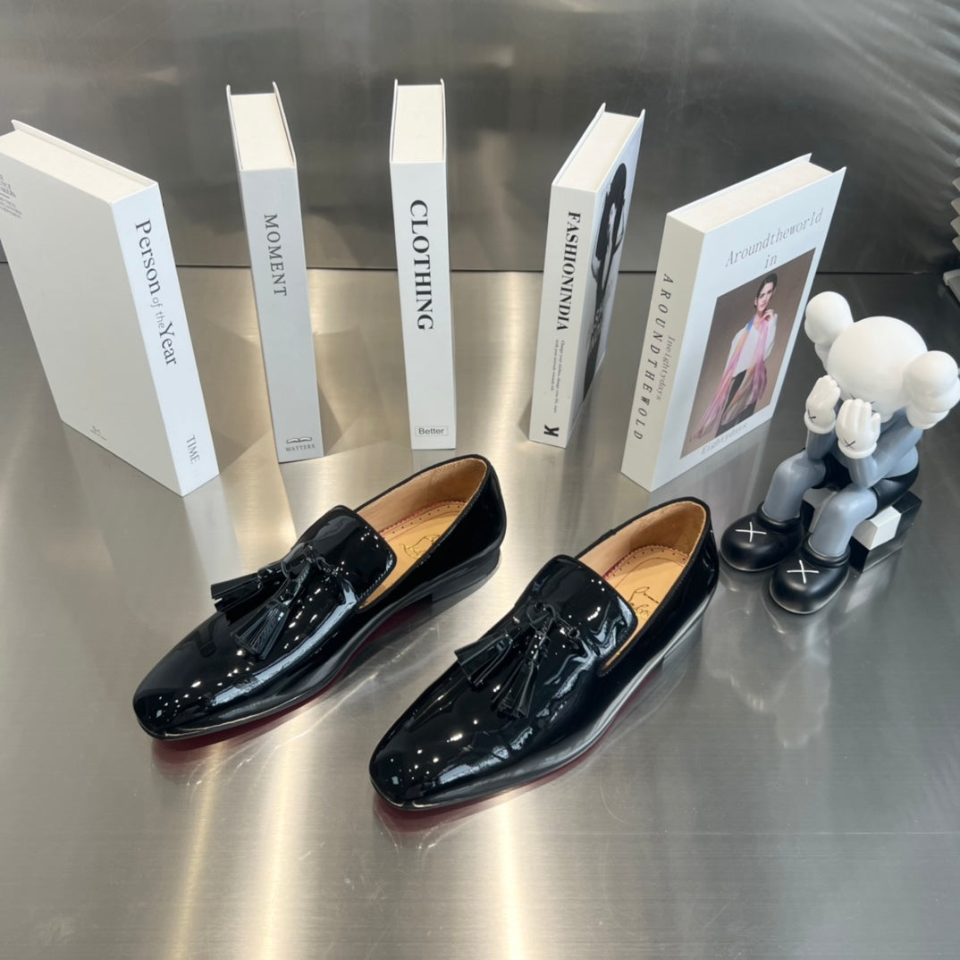 Christian Louboutin Loafer Tassel Suede Patent Leather 863799