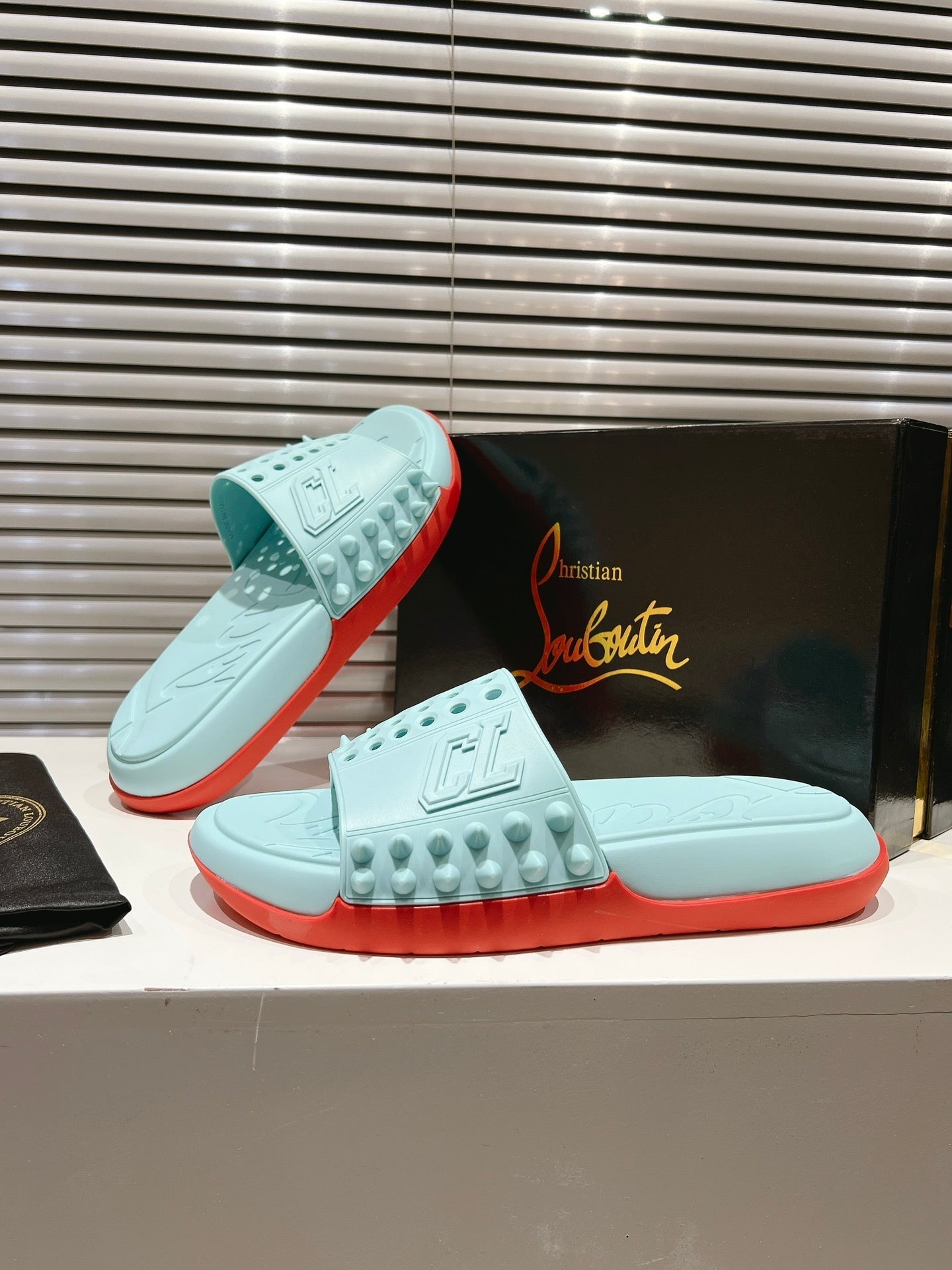 Christian Louboutin Take It Easy Spike Slide 863773