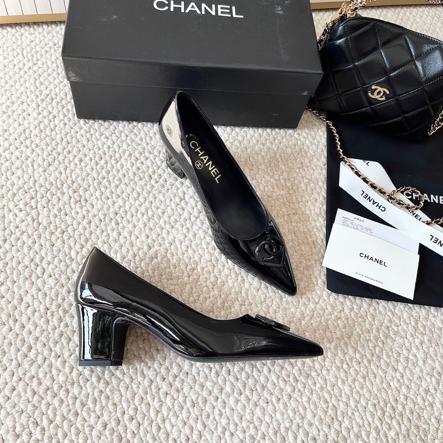 Chanel 2026 Pump With Heart-shaped Buckle Black Patent Leather 787144