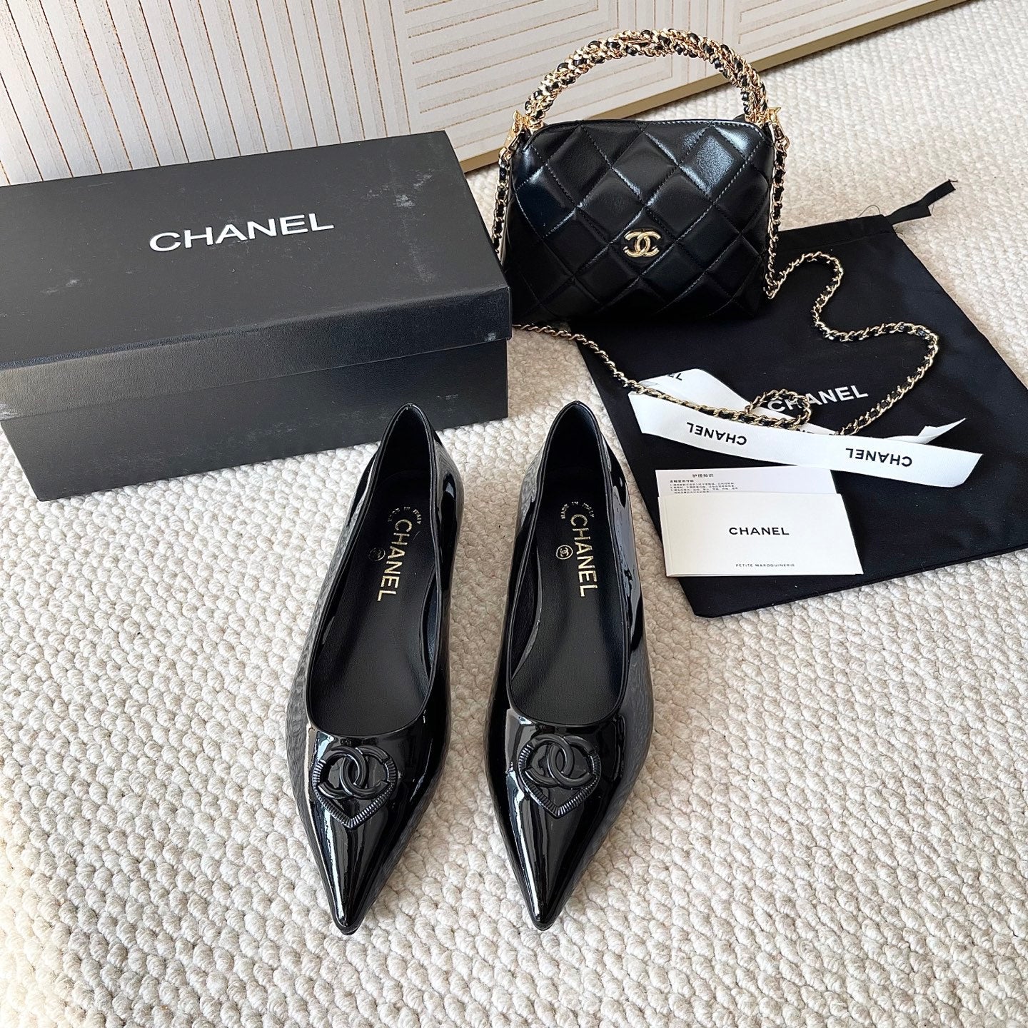 Chanel 2026 Pump With Heart-shaped Buckle Black Patent Leather 787144