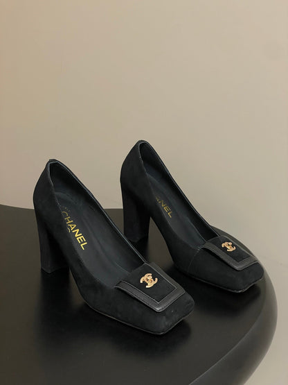 Chanel 2026 Pump Suede and Lambskin