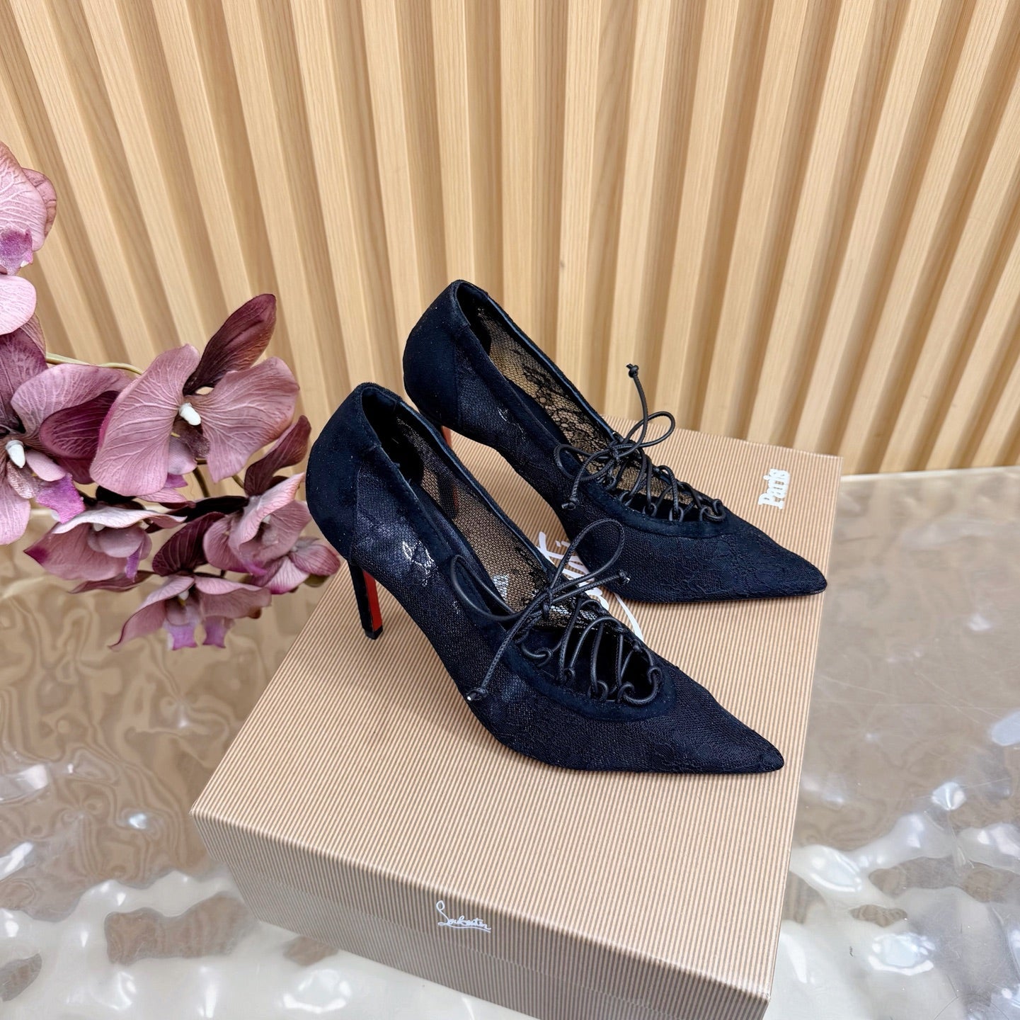 Christian Louboutin 2026 KM Lace 100mm Pumps Floral Lace Suede 698243