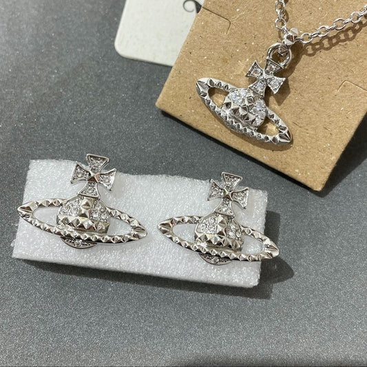 Vivienne Silver Studded Saturn Earring Sliver