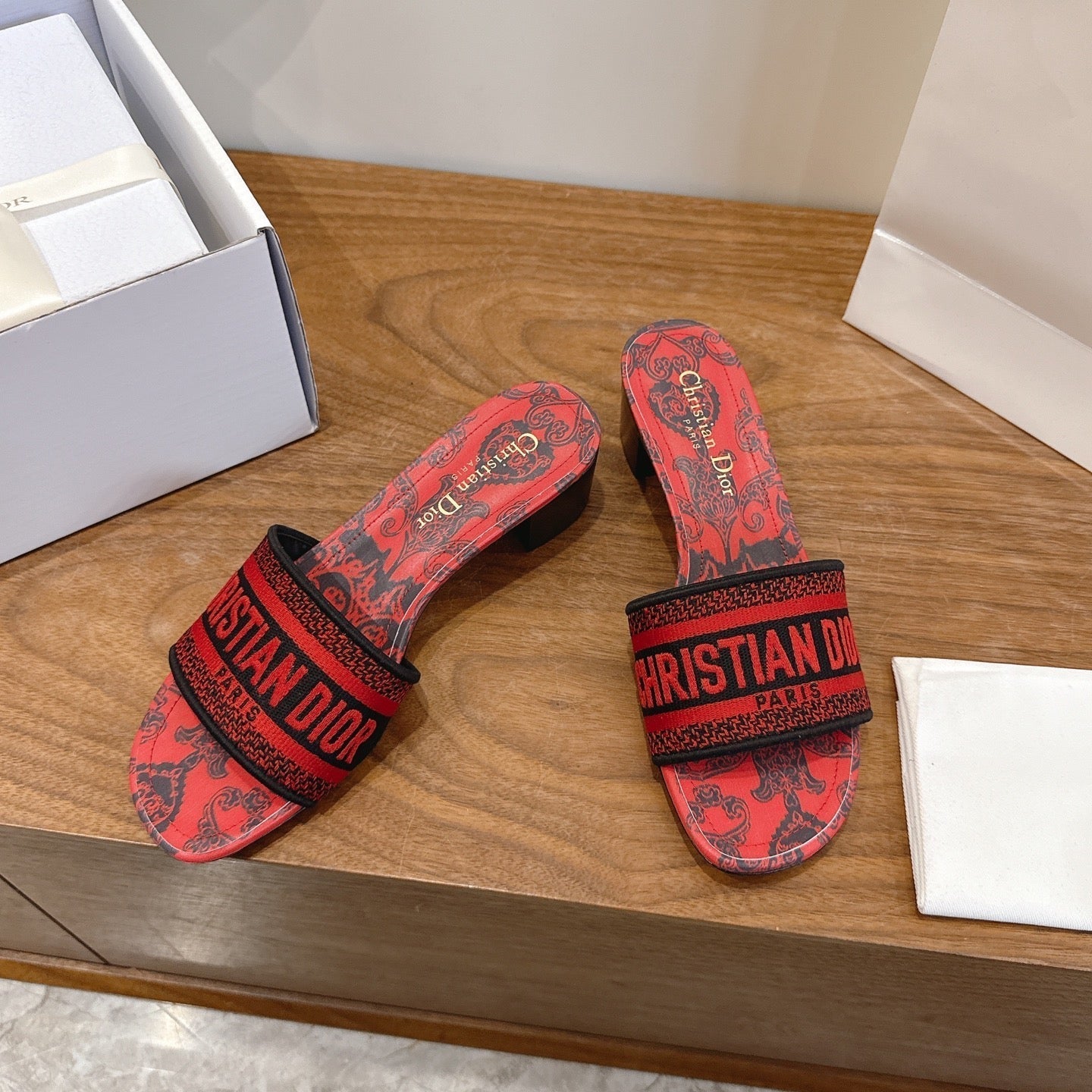 CD 26s Embroidered Sandals Canvas Cowhide 685577