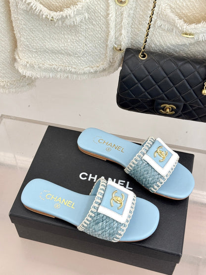 CC 2026 Slip-On Sandals Raffia Sheepskin Gold Logo