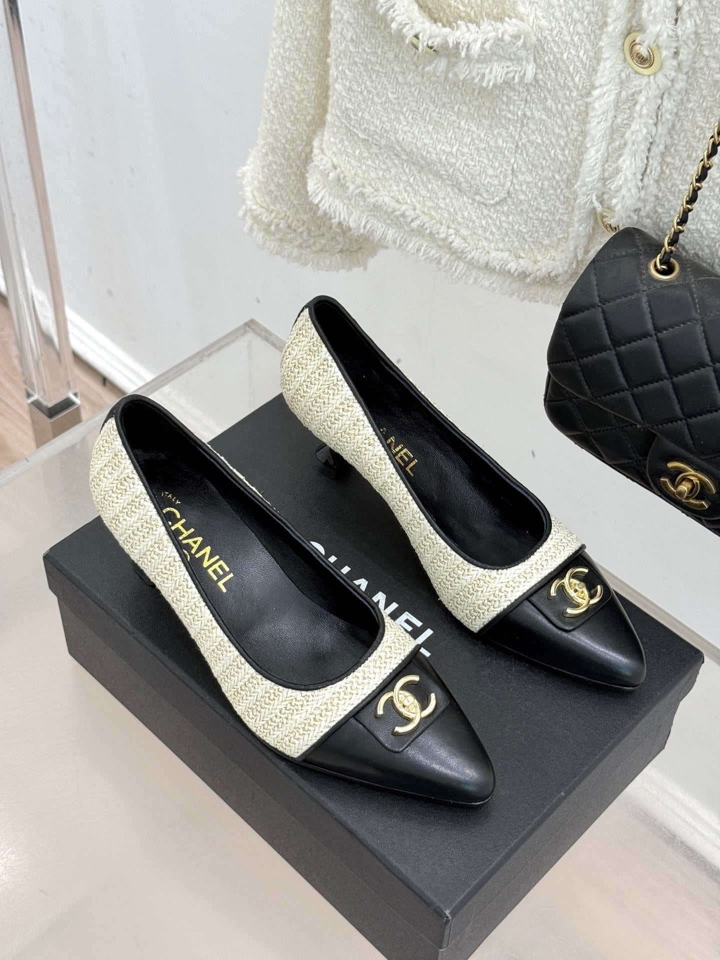 CC 2026 Heel Pump 55 Tweed Sheepskin Double C Logo
