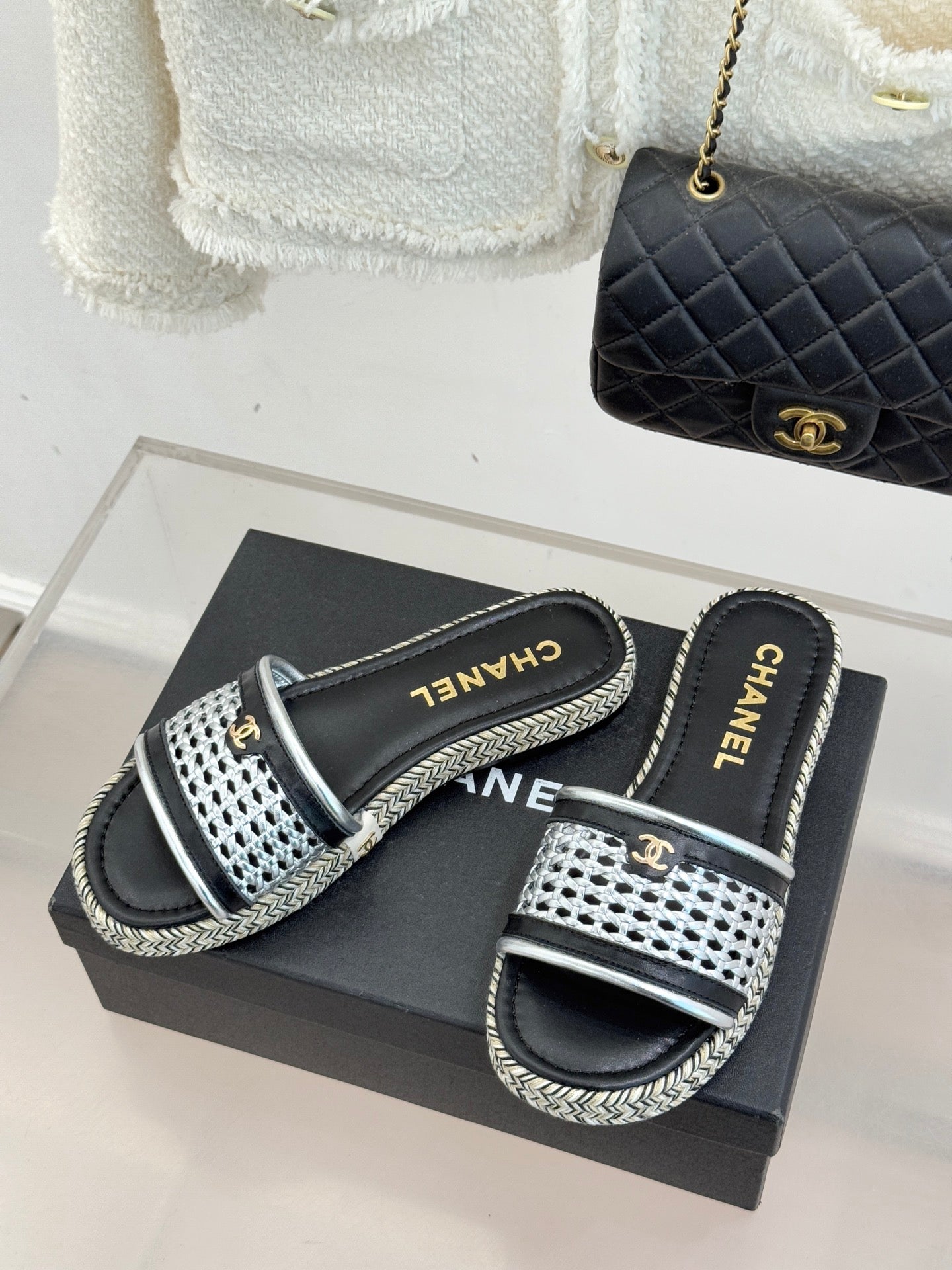 CC 2026 Slippers Double C Woven Lambskin