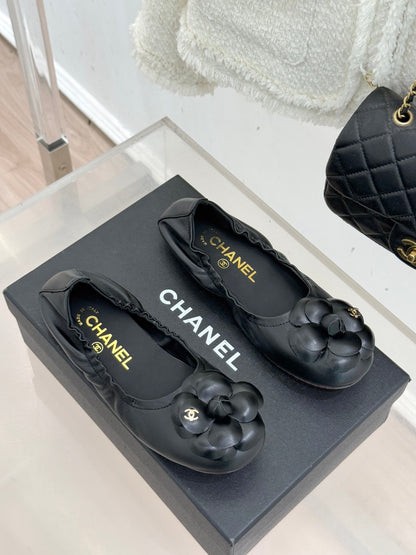 CC 2026  Double C Camellia Ballet Flat Sheepskin