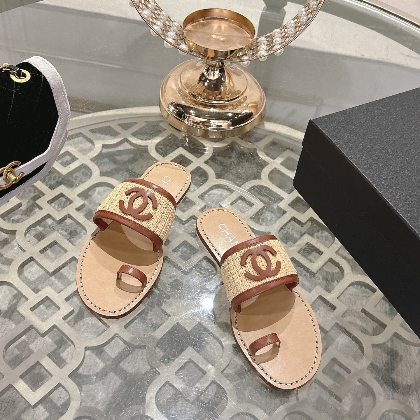 Chanel 2026 Newest Double C Slippers Leather Sheepskin 834459