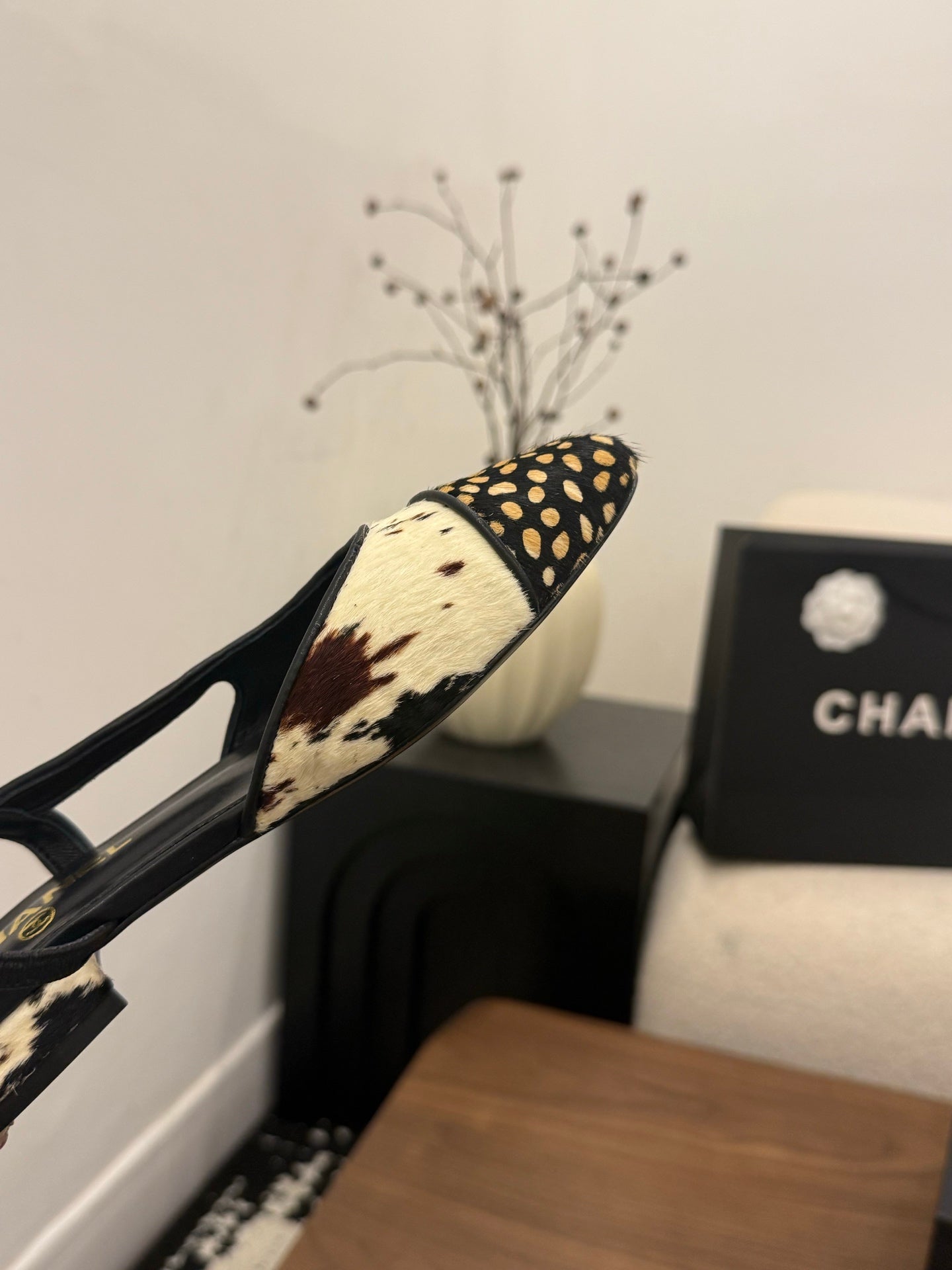 Chanel 2026 Slingback Black White Brown Horsehair Calfskin 686504