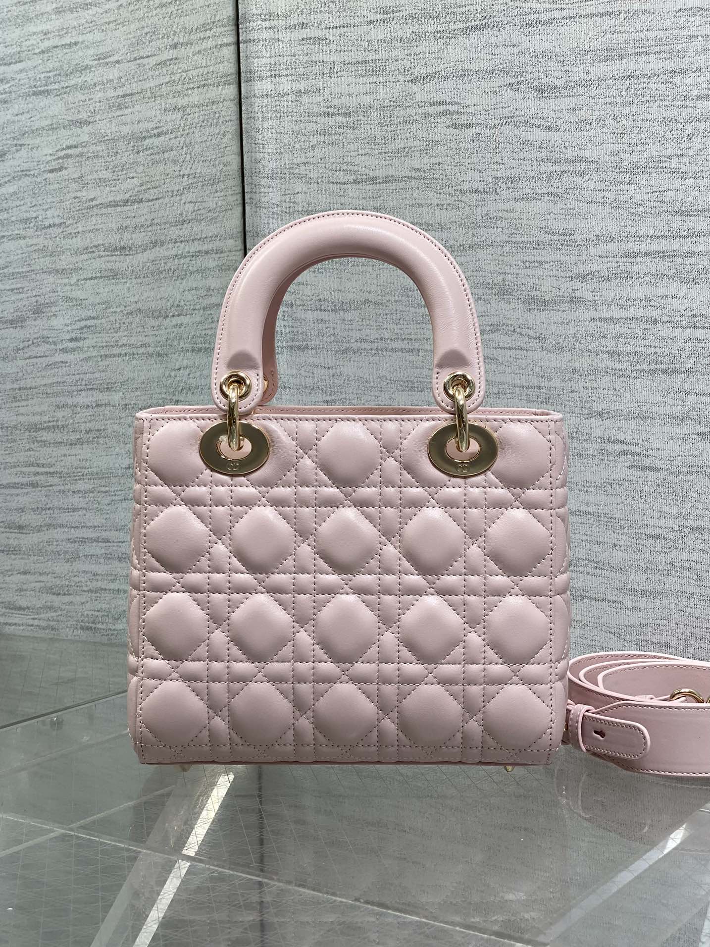 Dior 2026 Bow Lady Dior Pink Cannage Lambskin With Gold Charm 286609
