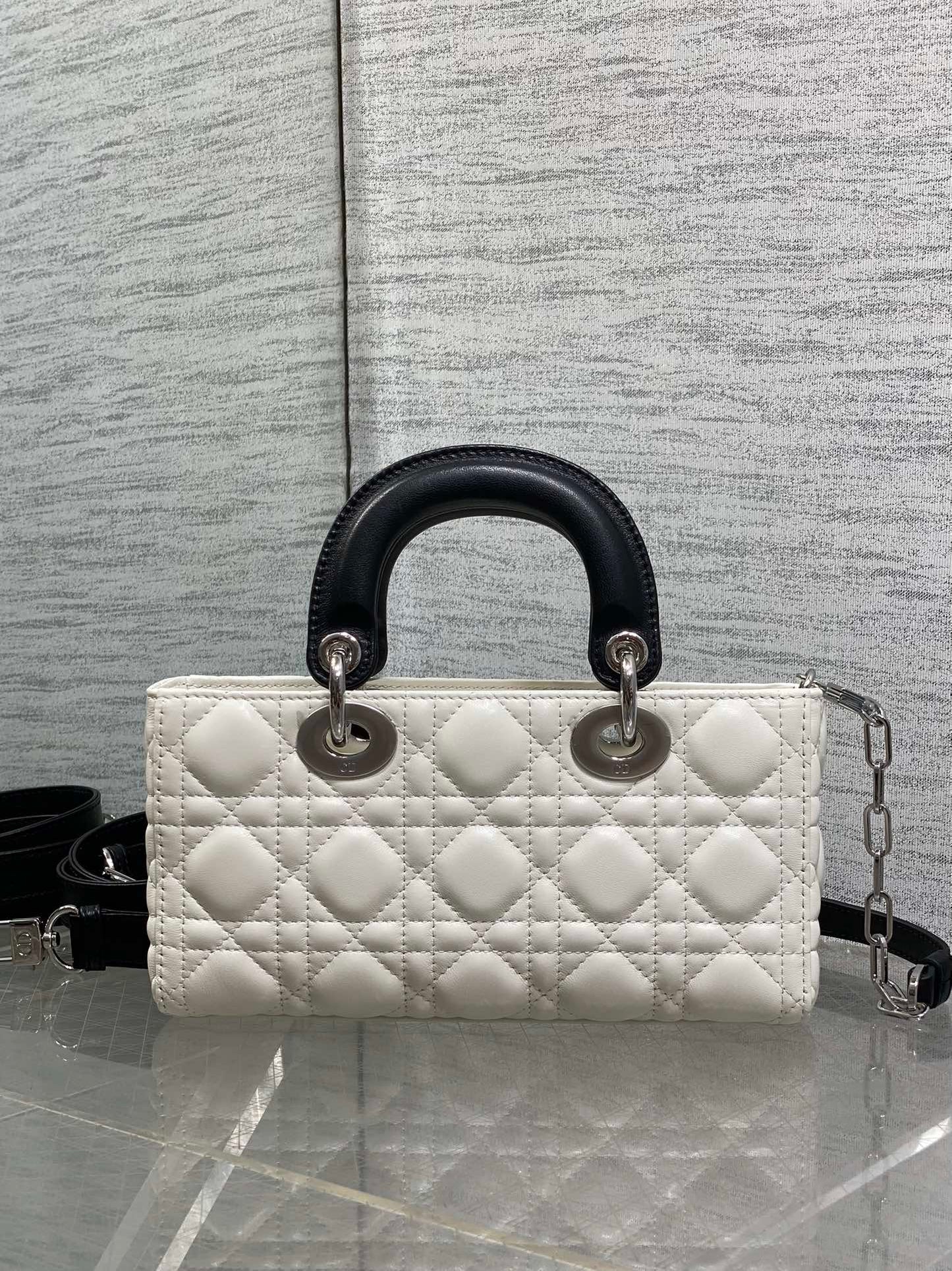 Dior 2026 Bow Lady D-Joy Black mix White Cannage Lambskin 286573