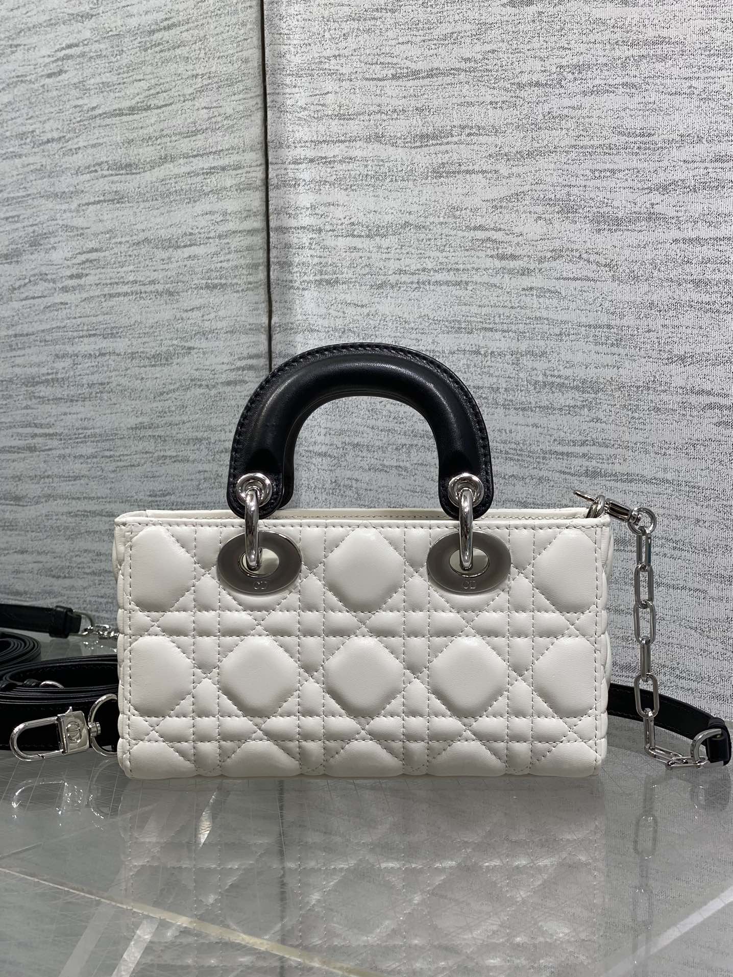 Dior 2026 Bow Lady D-Joy Black mix White Cannage Lambskin 286573